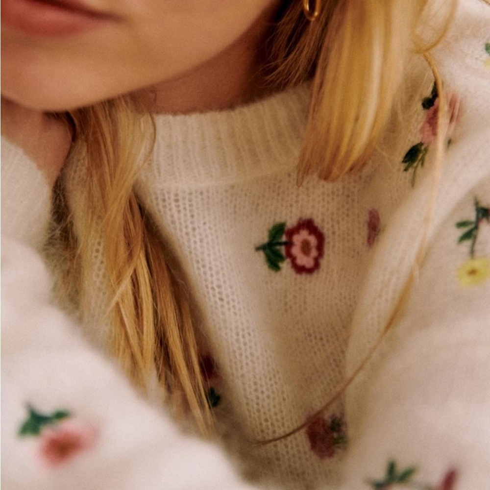 Sezane Floral Embroidered Cream Sweater - Picture 3 of 8